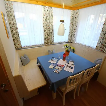 Asitz Appartement *